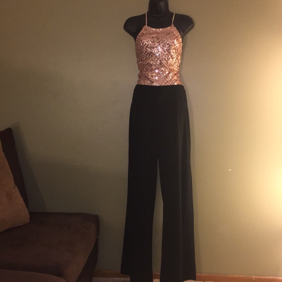 πππ BRAND NEW ONE PIECE SEQUINED JUMPSUIT. - Picture 4 of 7
